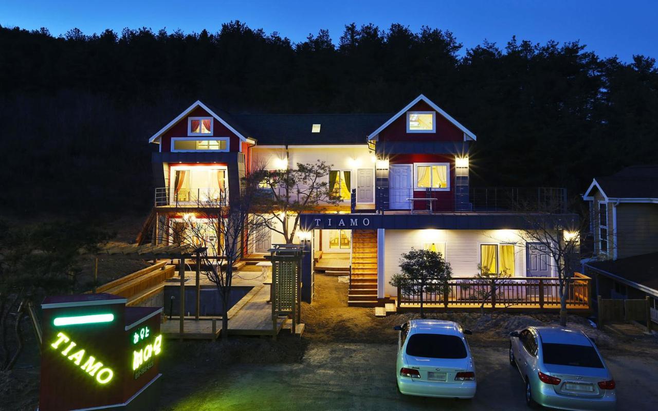 Gyeongju Tiamo Pension Exterior foto